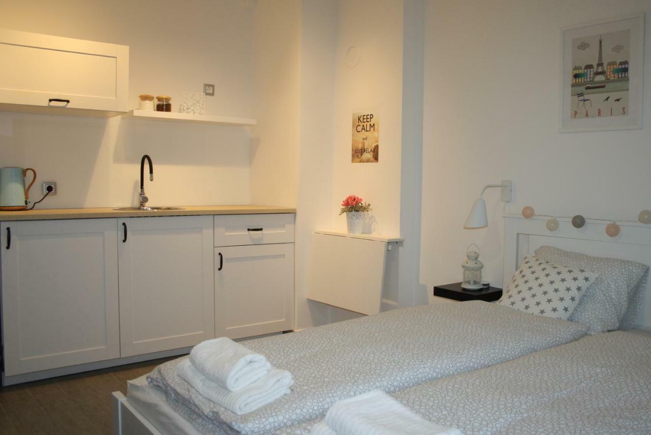 Studio Apartman Centar Ðakovo エクステリア 写真